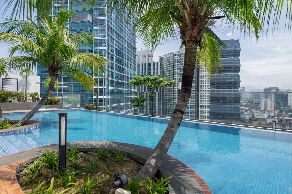 Mutiara Residency Walking Distance Kl Sentral Station Bank Rakyat Bangsar Lrt Google Facebook Offices Roomz Asia