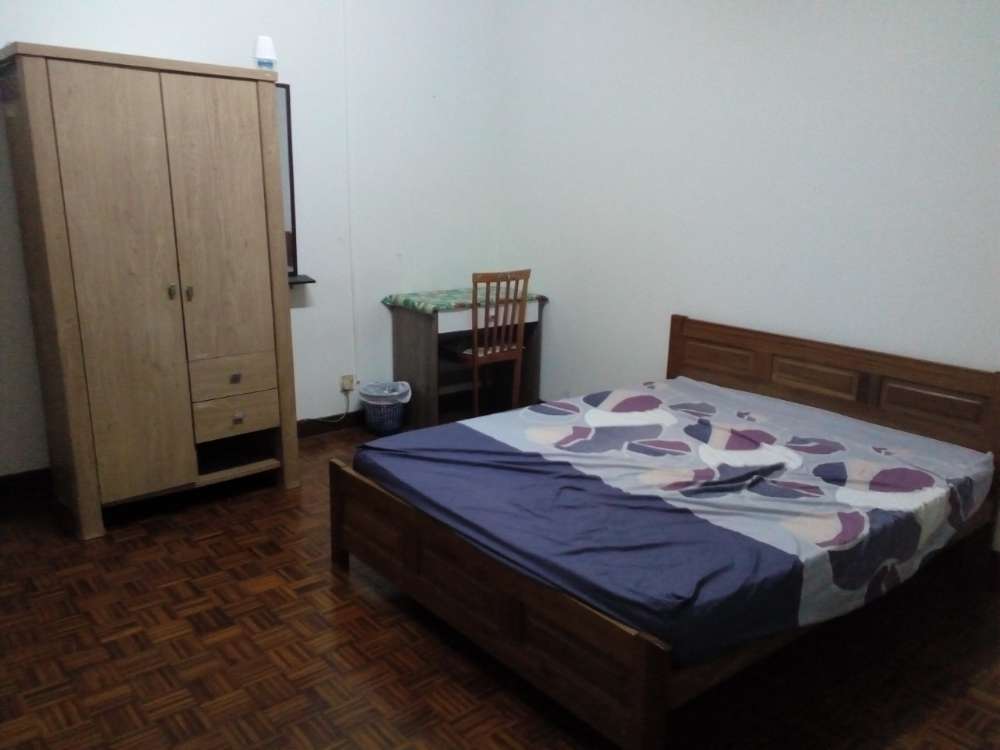 Taman Len Seng Cheras Masterbed Room Attached Bathroom Near