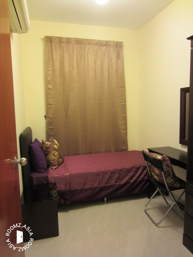 room to let in kl