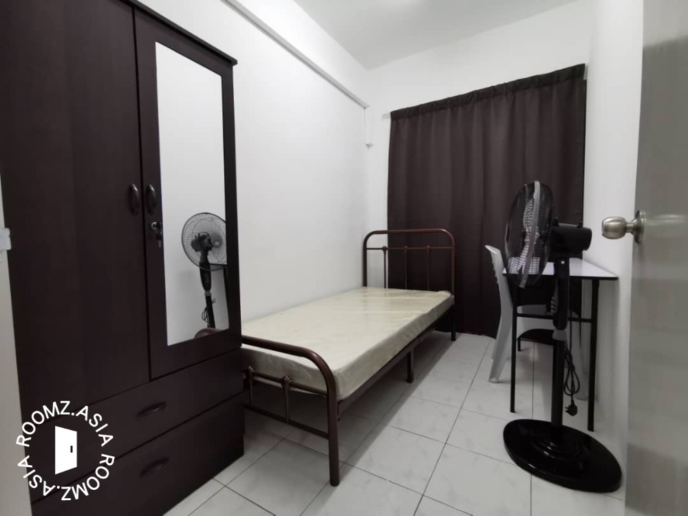 Fully furnished, Clean & Nice Room with Wifi @ Maluri, 5 mins drive to ...