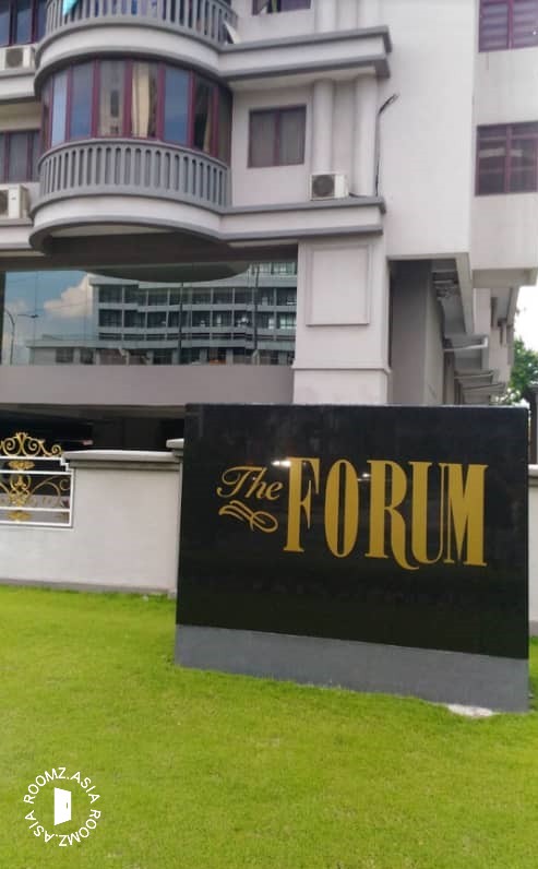 Room for Rent @The Forum Condominium, 3 mins walking distance to Tun