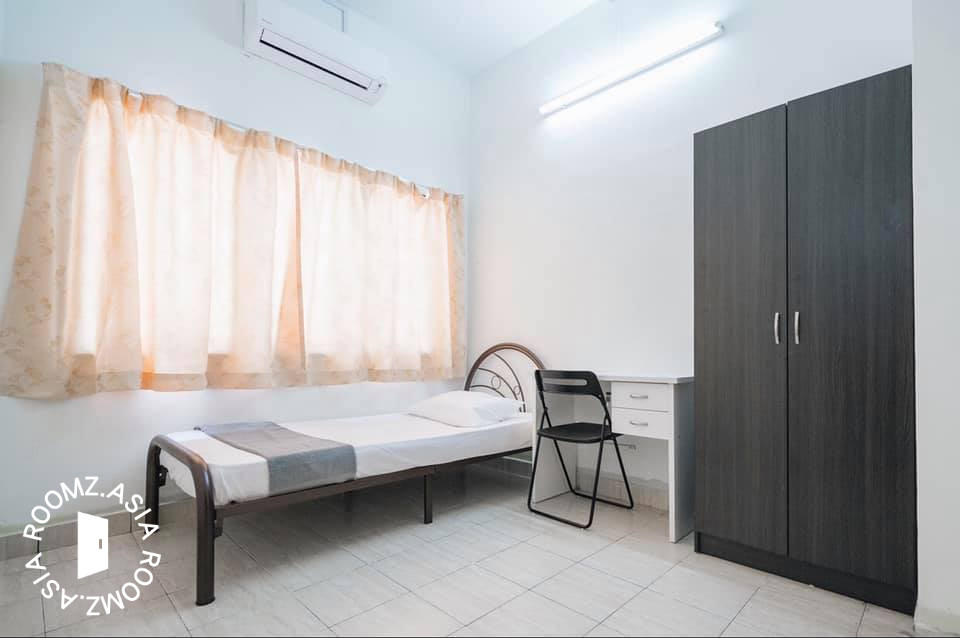 Single room for rent at Damansara Heights – Roomz.asia