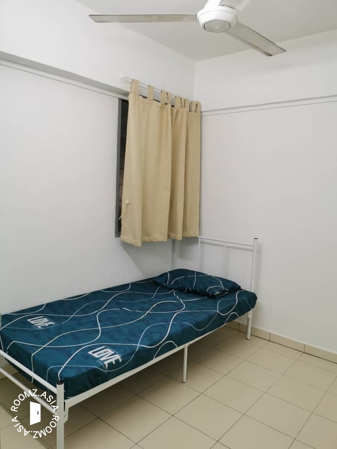 Single room for rent at Miharja - Roomz.asia