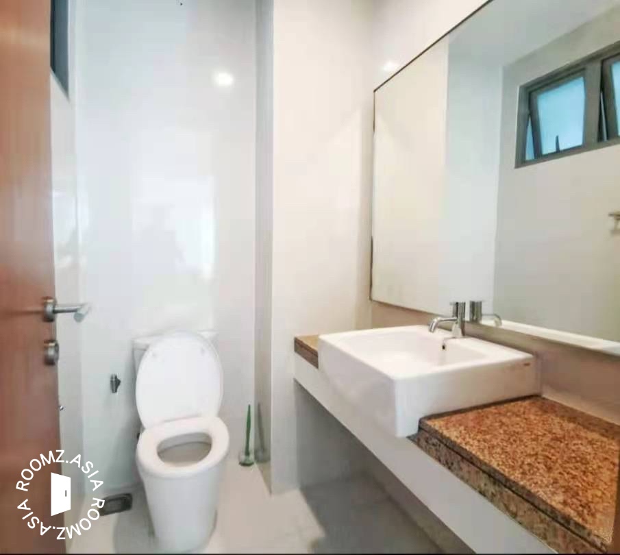Single room for rent at Twins @ Damansara Heights with private 🛁 - Twins Damansara Heights Room For Rent