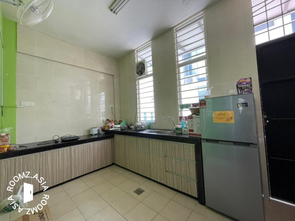 Single Room For Rent At Seremban 2 – Roomz.asia